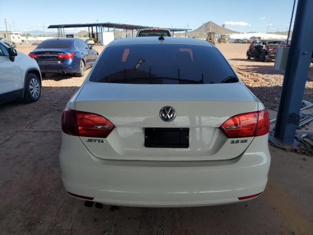 3VWDP7AJ6DM397050 - 2013 VOLKSWAGEN JETTA SE WHITE photo 6