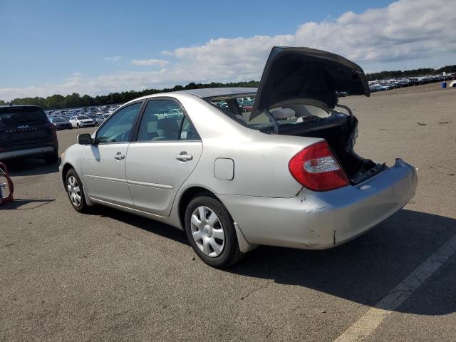 4T1BE32K44U894427 - 2004 TOYOTA CAMRY LE SILVER photo 2