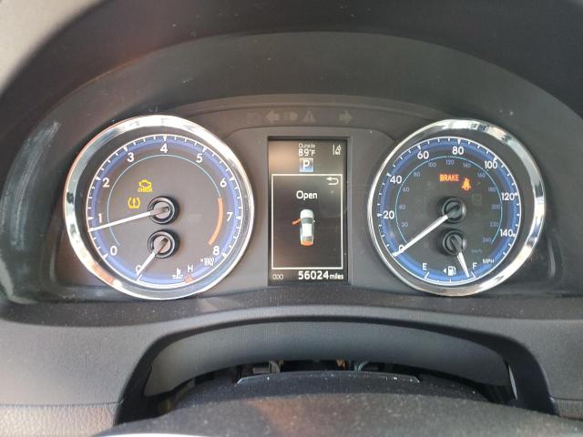 2T1BURHE3JC007596 - 2018 TOYOTA COROLLA L ვერცხლისფერი ფოტო 9