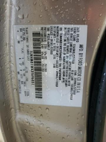 1LNHM81WX3Y696831 - 2003 LINCOLN TOWN CAR EXECUTIVE BEIGE photo 13