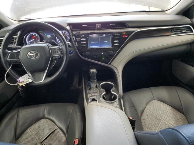 4T1B11HK9JU503890 - 2018 TOYOTA CAMRY L BROWN photo 8