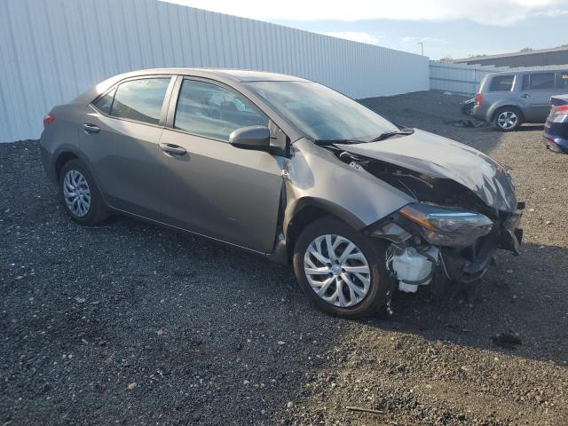 2T1BURHE6KC163455 - 2019 TOYOTA COROLLA L Grau Foto 4