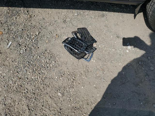 1C4PJLCBXKD358163 - 2019 JEEP CHEROKEE LATITUDE BLACK photo 12