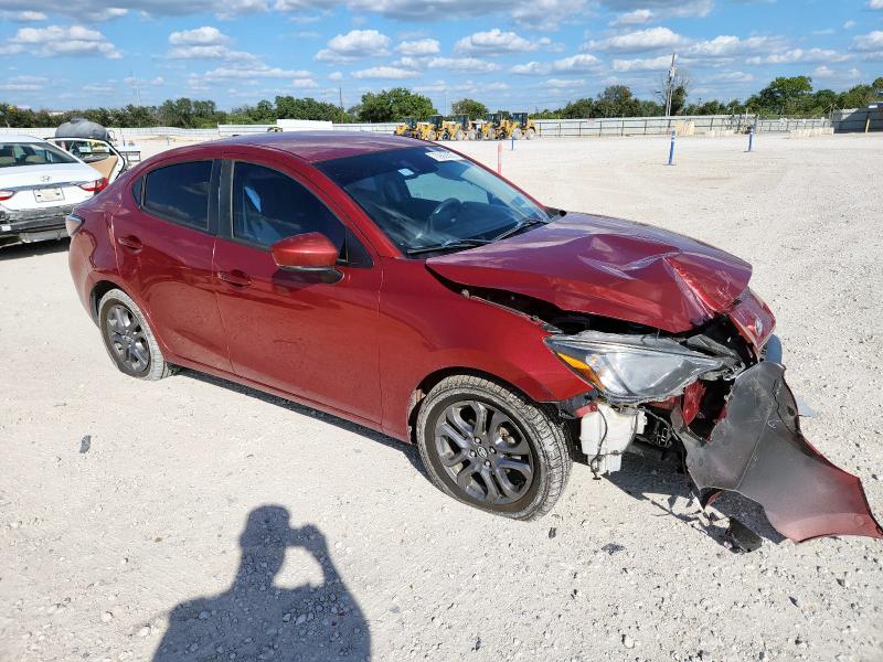 3MYDLBYV7KY509873 - 2019 TOYOTA YARIS L 红色 照片 4