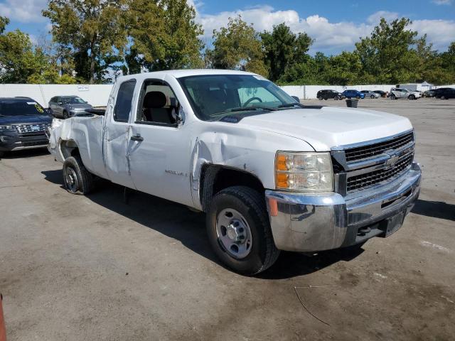 1GCHC49K99E100913 - 2009 CHEVROLET SILVERADO C2500 HEAVY DUTY WHITE photo 4