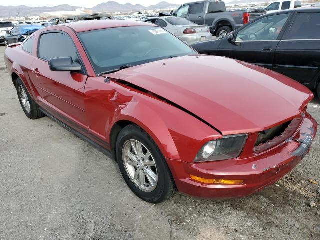 1ZVHT80N785185793 - 2008 FORD MUSTANG RED photo 4