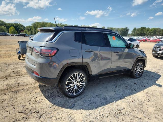 3C4NJDCB6NT210247 - 2022 JEEP COMPASS LIMITED GRAY photo 3