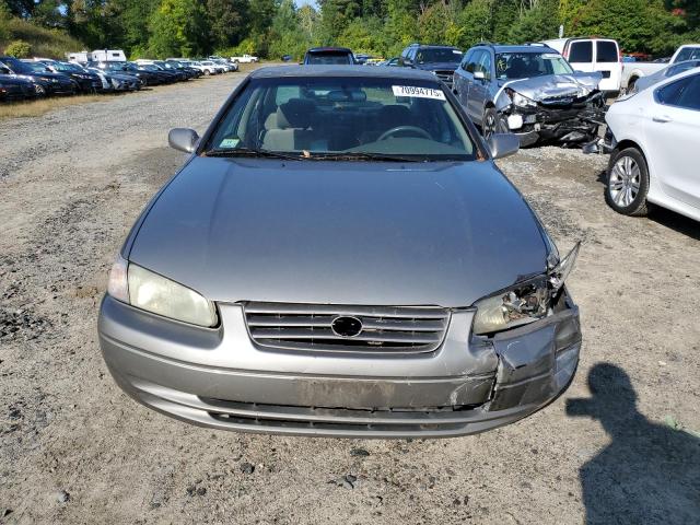 JT2BG22K6W0136603 - 1998 TOYOTA CAMRY CE TAN photo 5