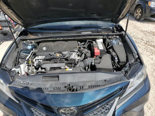 4T1M11AK4LU947152 - 2020 TOYOTA CAMRY SE BLUE photo 11