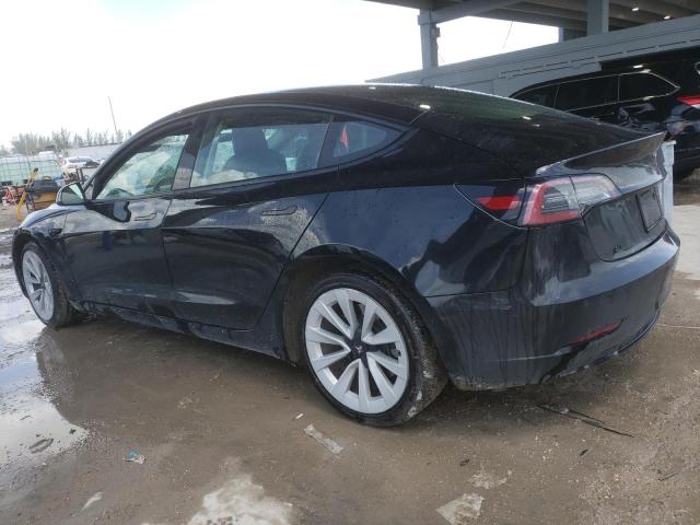 5YJ3E1EA3NF368803 - 2022 TESLA MODEL 3 BLACK photo 2