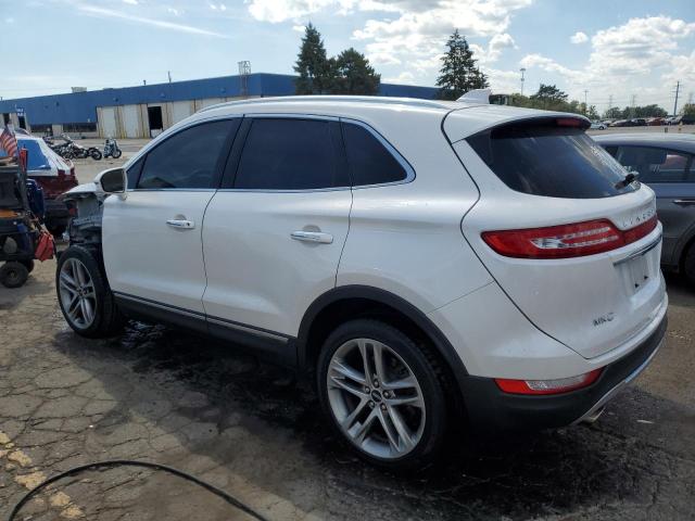 5LMCJ3D91KUL52335 - 2019 LINCOLN MKC RESERVE WHITE photo 2
