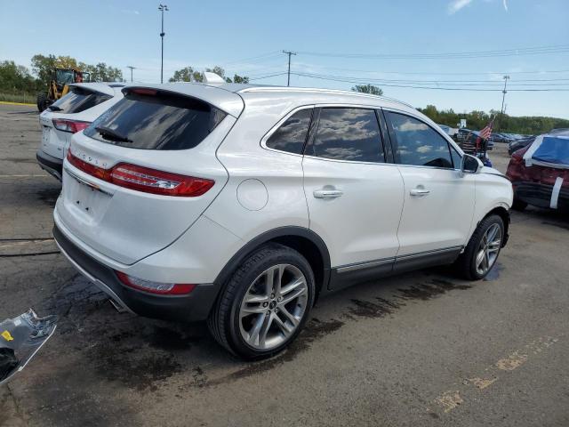 5LMCJ3D91KUL52335 - 2019 LINCOLN MKC RESERVE WHITE photo 3