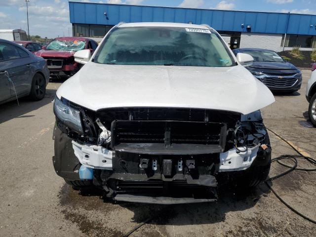 5LMCJ3D91KUL52335 - 2019 LINCOLN MKC RESERVE WHITE photo 5