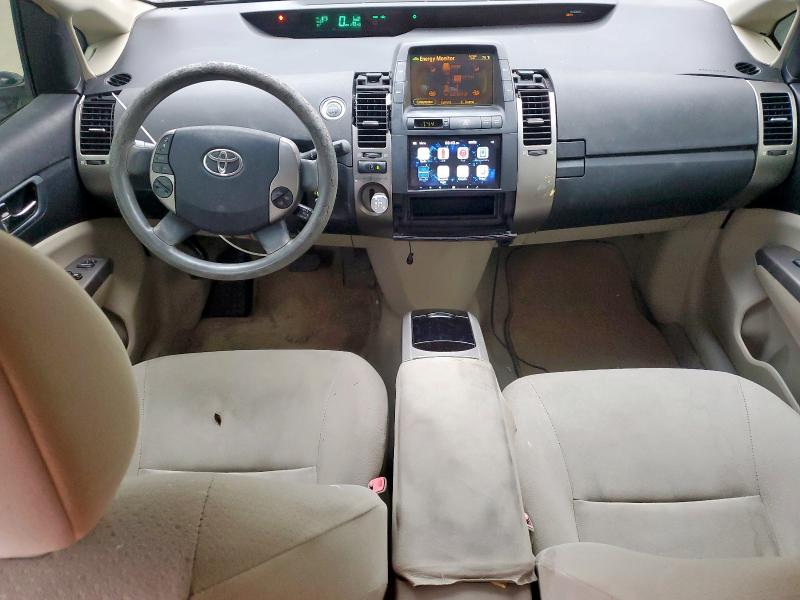 JTDKB20U187804957 - 2008 TOYOTA PRIUS GREEN photo 8