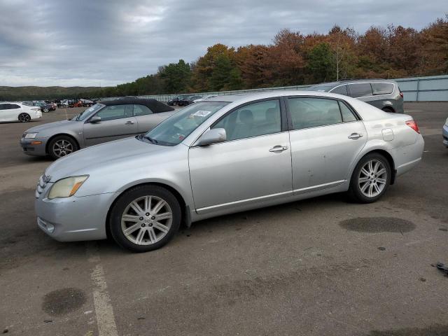 4T1BK36B26U102605 - 2006 TOYOTA AVALON XL SILVER photo 1