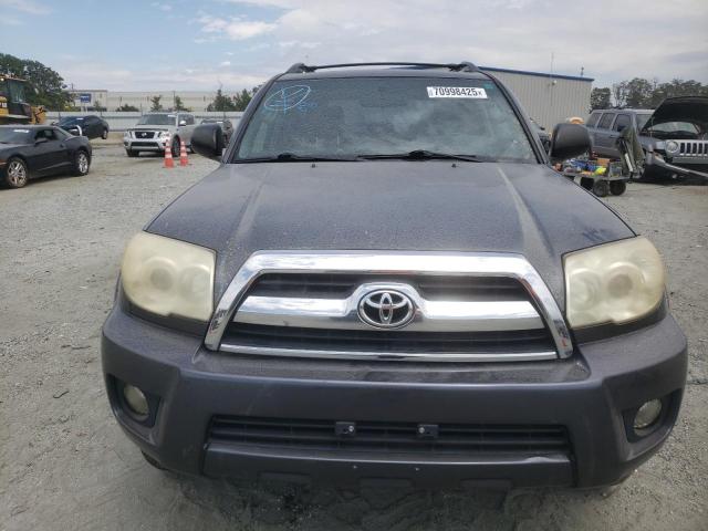 JTEBU14R170113523 - 2007 TOYOTA 4RUNNER SR5 رمادي صورة 5
