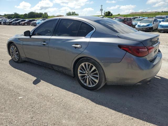 JN1EV7AP9JM590739 - 2018 INFINITI Q50 LUXE 灰色 照片 2
