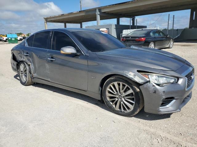 JN1EV7AP9JM590739 - 2018 INFINITI Q50 LUXE 灰色 照片 4