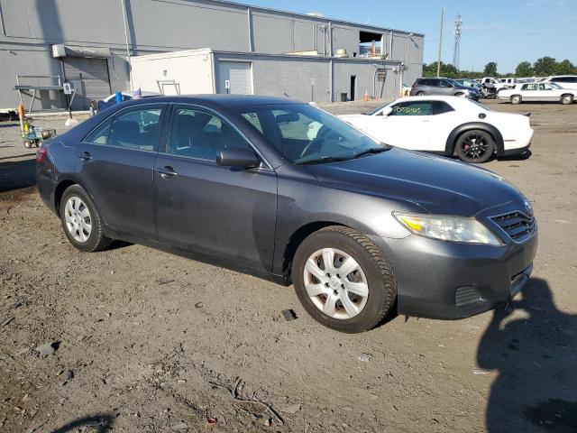 4T1BF3EKXAU036965 - 2010 TOYOTA CAMRY BASE GRAY photo 4