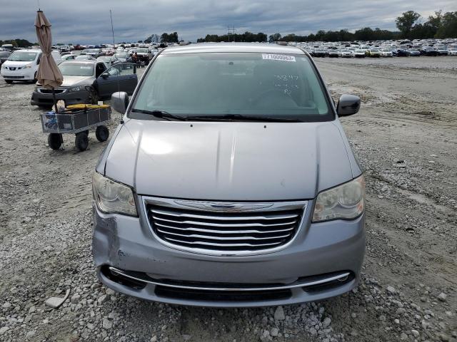 2C4RC1BG9DR805716 - 2013 CHRYSLER TOWN & COU TOURING 银色 照片 5