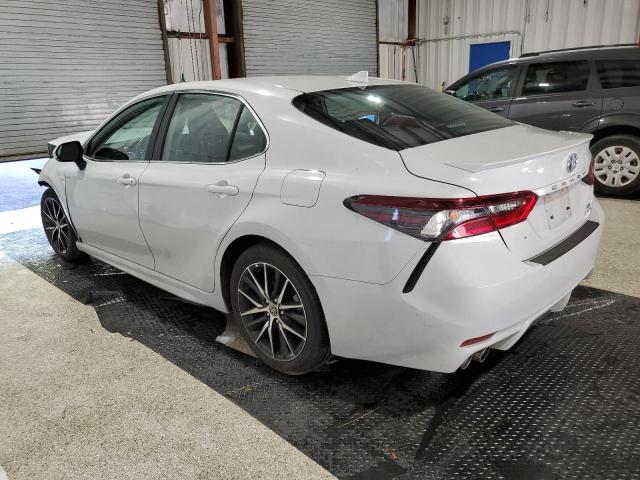 4T1G31AK7RU065828 - 2024 TOYOTA CAMRY SE NIGHT SHADE WHITE photo 2