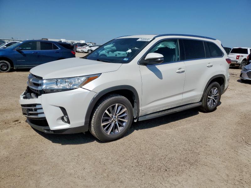 2017 TOYOTA HIGHLANDER SE, 