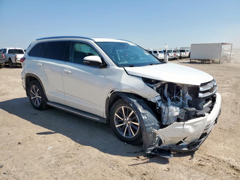 5TDKZRFH8HS511061 - 2017 TOYOTA HIGHLANDER SE WHITE photo 4