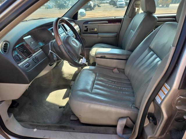 1LNHM82W93Y618278 - 2003 LINCOLN TOWN CAR SIGNATURE بيج صورة 7