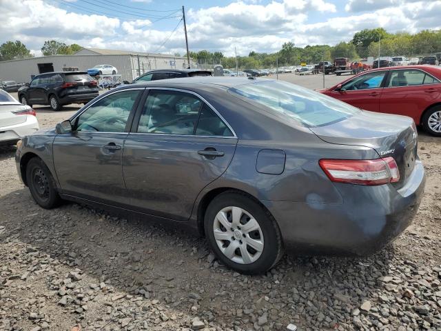 4T4BF3EK8BR200575 - 2011 TOYOTA CAMRY BASE Մոխրագույն լուսանկար 2