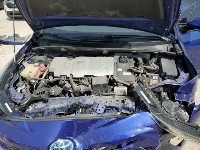 JTDKARFU8J3059527 - 2018 TOYOTA PRIUS BLUE photo 12