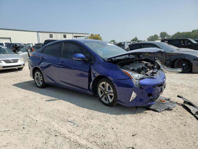 JTDKARFU8J3059527 - 2018 TOYOTA PRIUS BLUE photo 4