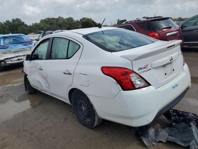 3N1CN7AP7HK411423 - 2017 NISSAN VERSA S WHITE photo 2