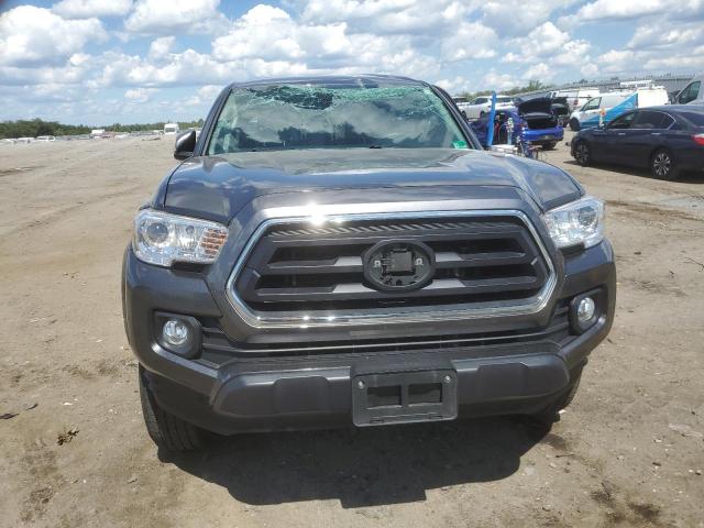 3TMCZ5AN6PM593610 - 2023 TOYOTA TACOMA DOUBLE CAB GRAY photo 5