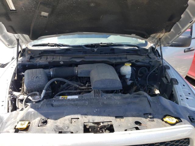 1C6RR7FGXJS264317 - 2018 RAM 1500 ST SILVER photo 11