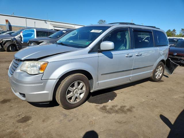 2009 CHRYSLER TOWN & COU TOURING, 