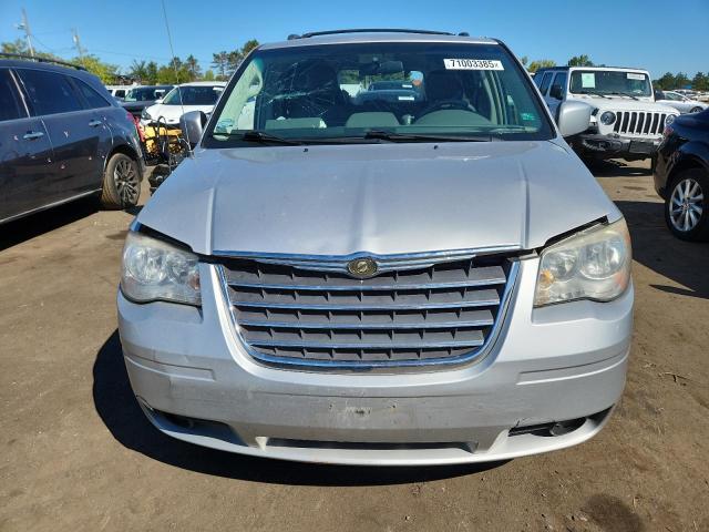 2A8HR54149R572841 - 2009 CHRYSLER TOWN & COU TOURING ვერცხლისფერი ფოტო 5