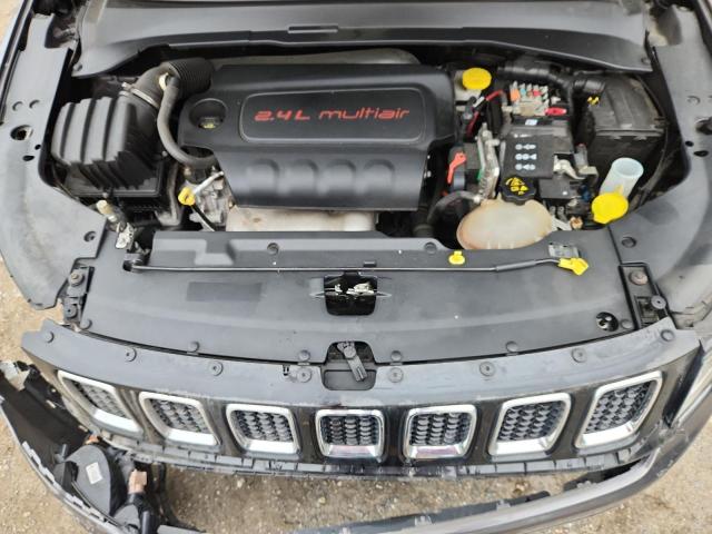 3C4NJDBB0JT284792 - 2018 JEEP COMPASS LATITUDE Szary zdjęcie 13