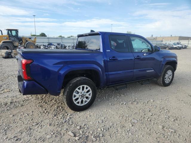 3TMLB5JN8SM135032 - 2025 TOYOTA TACOMA DOUBLE CAB أزرق صورة 3