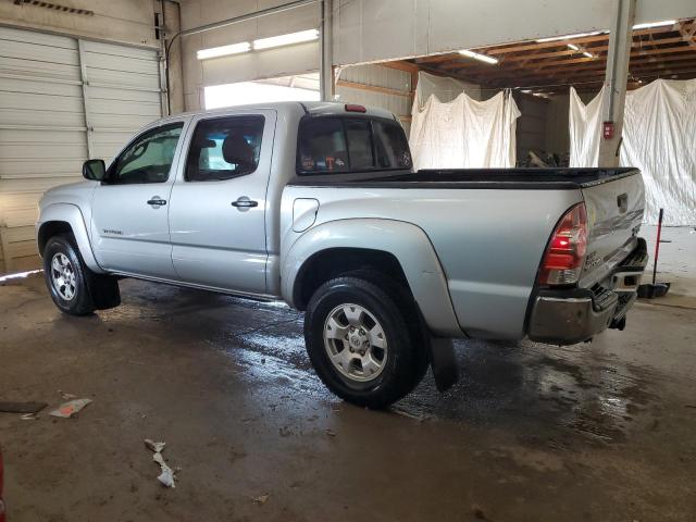 3TMJU62N49M074973 - 2009 TOYOTA TACOMA DOUBLE CAB PRERUNNER SILVER photo 2