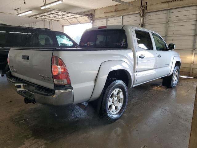 3TMJU62N49M074973 - 2009 TOYOTA TACOMA DOUBLE CAB PRERUNNER SILVER photo 3