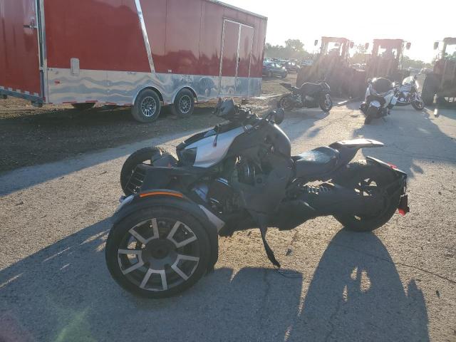 3JB2GEG49KJ003414 - 2019 CAN-AM RYKER RALLY EDITION SILVER photo 3