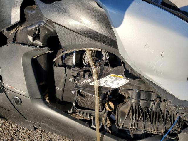 3JB2GEG49KJ003414 - 2019 CAN-AM RYKER RALLY EDITION SILVER photo 8