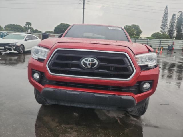 3TMAZ5CN2NM183260 - 2022 TOYOTA TACOMA DOUBLE CAB RED photo 5