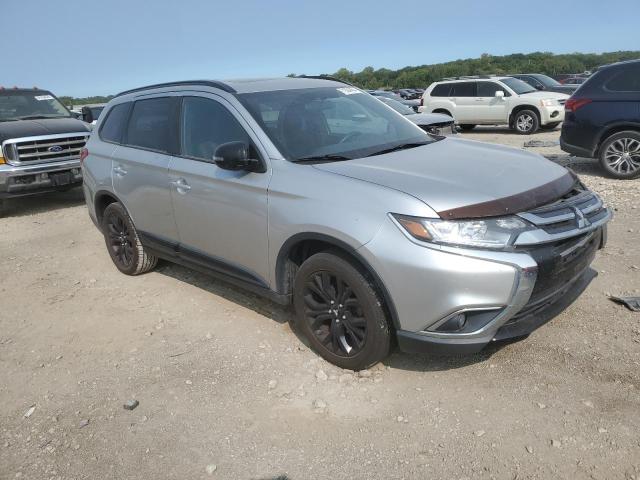 JA4AD3A31JZ060721 - 2018 MITSUBISHI OUTLANDER SE SILVER photo 4