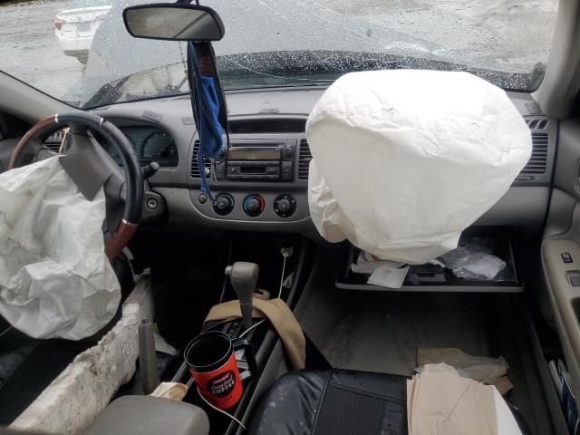 4T1BE32K03U683787 - 2003 TOYOTA CAMRY LE ნაცრისფერი ფოტო 8