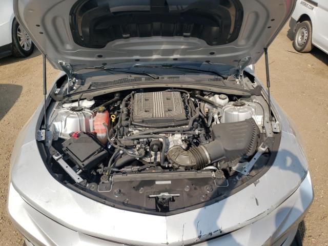 1G1FK3D6XJ0132018 - 2018 CHEVROLET CAMARO ZL1 SILVER photo 11