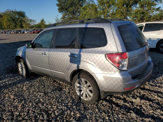 JF2SHBEC0CH451114 - 2012 SUBARU FORESTER LIMITED SILVER photo 2