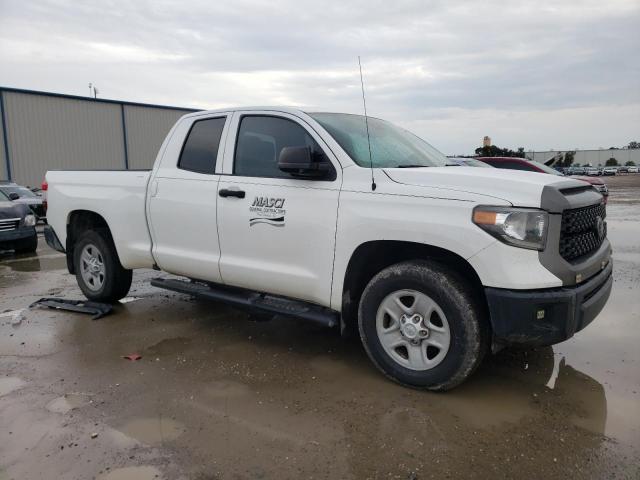 5TFRM5F12KX142157 - 2019 TOYOTA TUNDRA DOUBLE CAB SR/SR5 WHITE photo 4