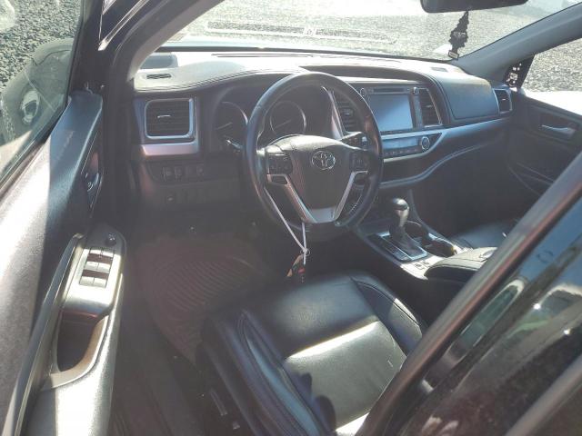 5TDJZRFH6JS888005 - 2018 TOYOTA HIGHLANDER SE შავი ფოტო 8