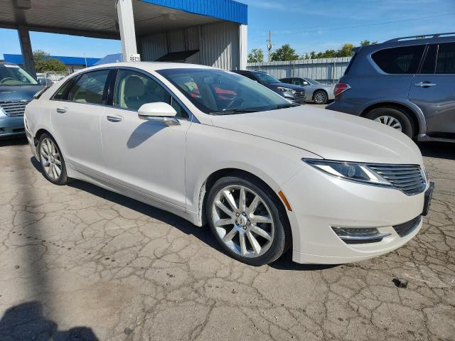 3LN6L2LU9FR600855 - 2015 LINCOLN MKZ HYBRID WHITE photo 4